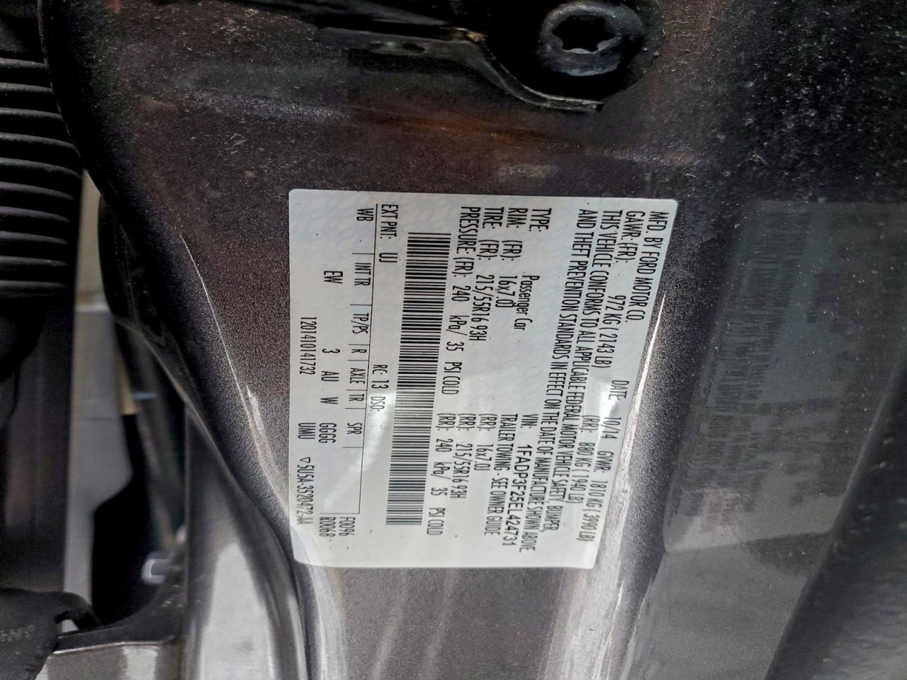 2014 FORD FOCUS SE photo 12