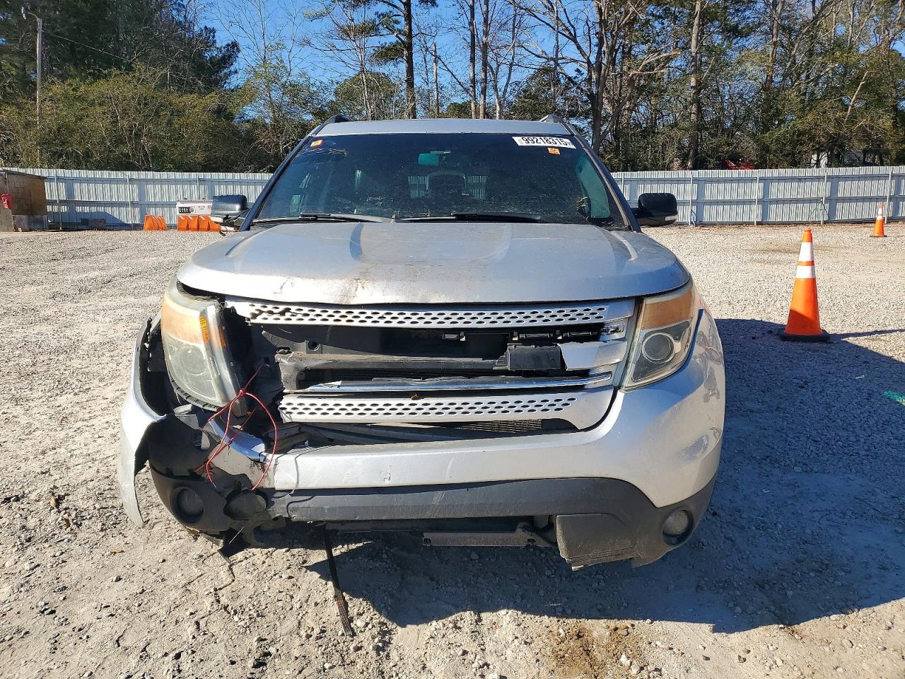 2014 FORD EXPLORER XLT photo 5