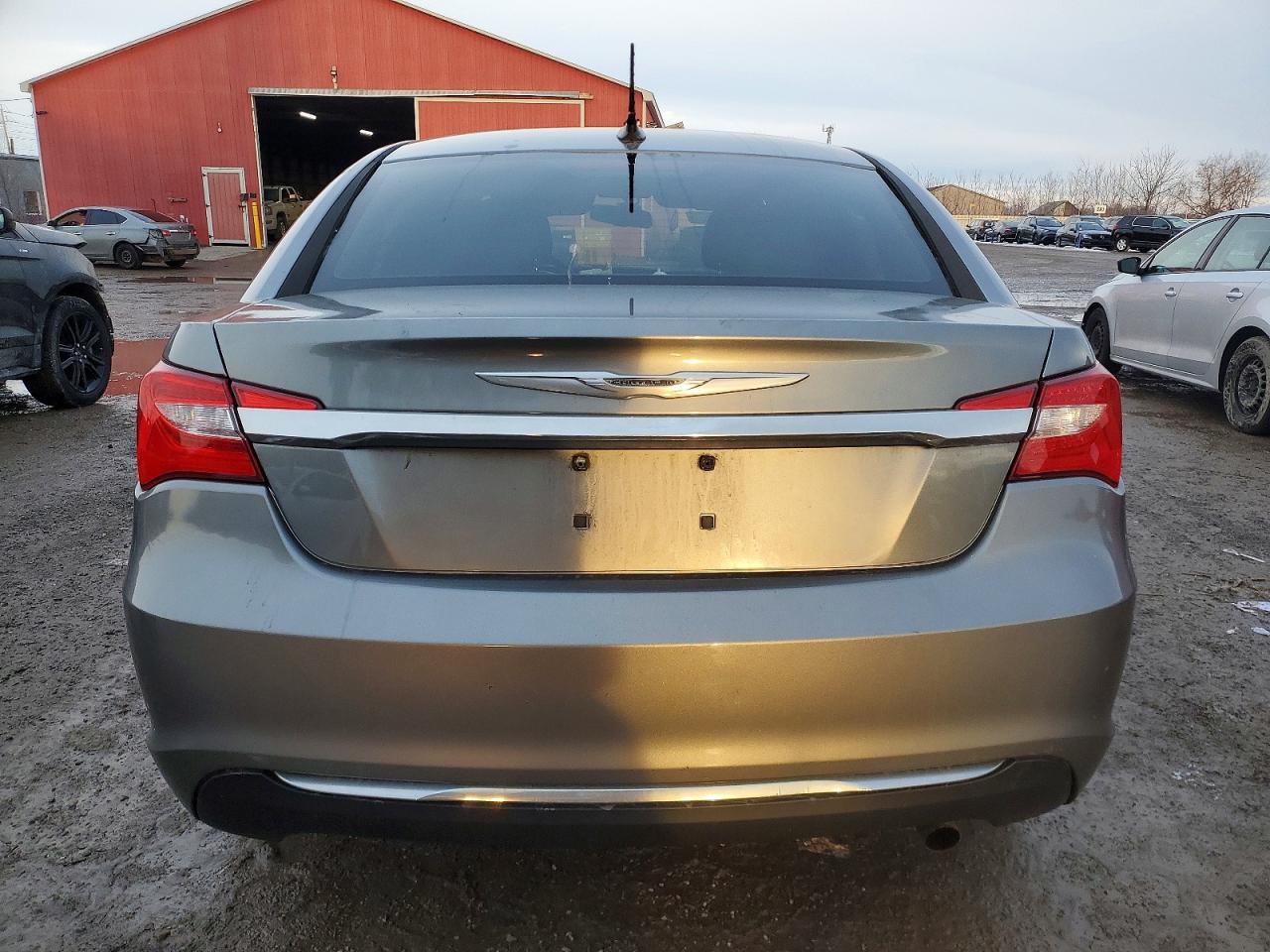 2013 CHRYSLER 200 LX photo 6