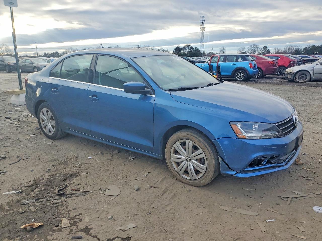2017 VOLKSWAGEN JETTA S photo 4