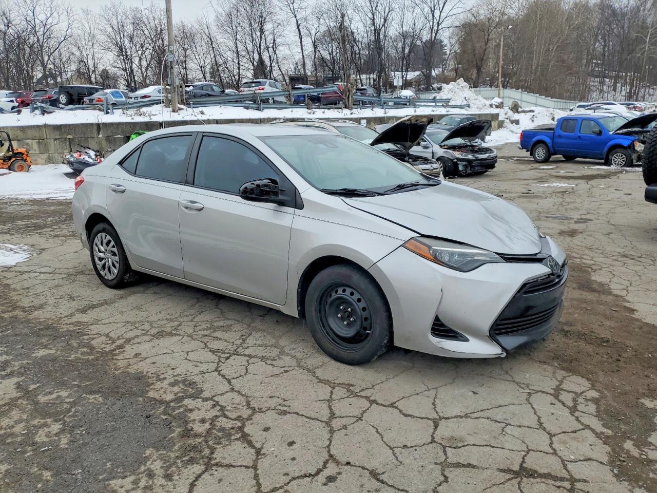 2018 TOYOTA COROLLA L photo 4
