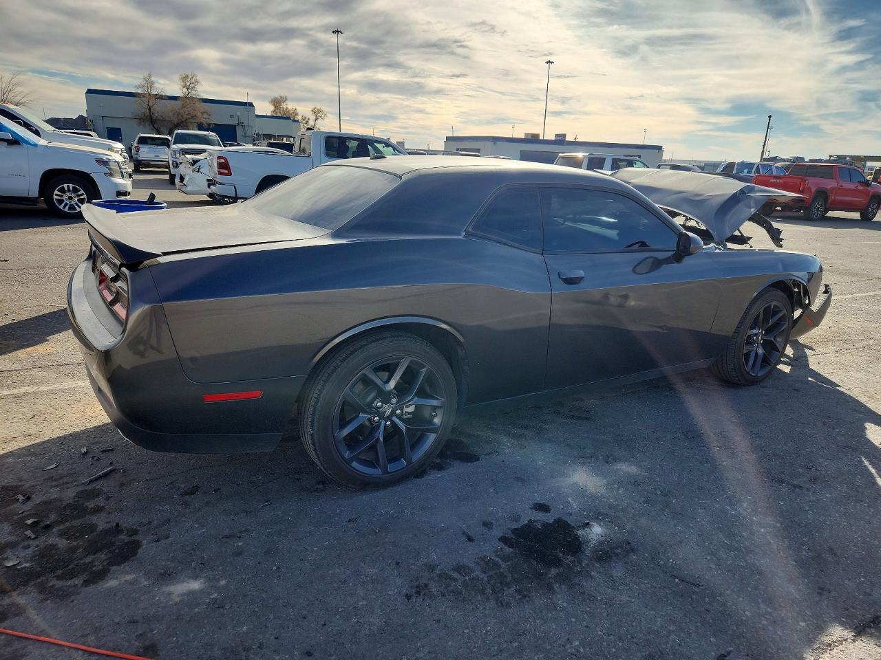 2023 DODGE CHALLENGER SXT photo 3