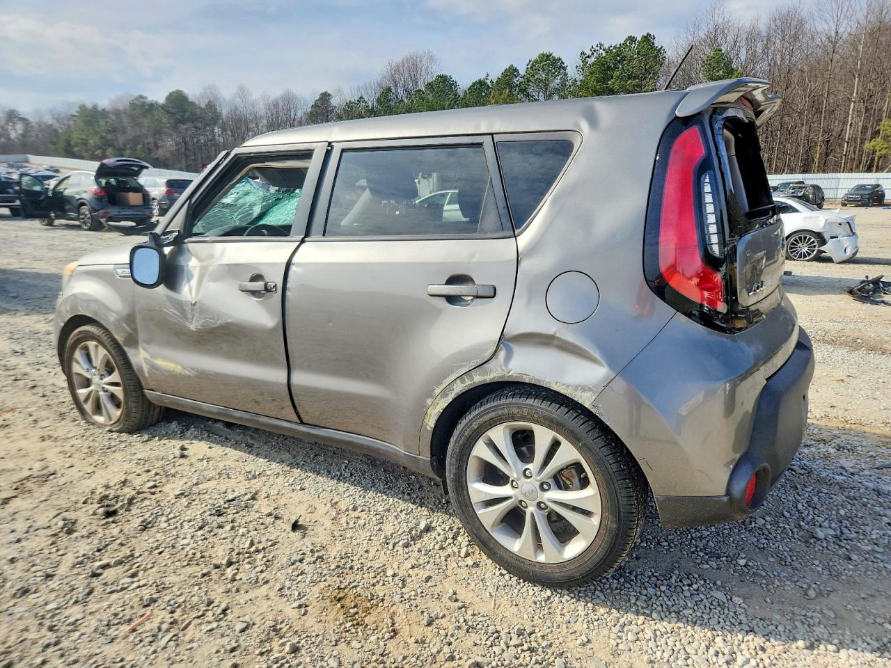 2015 KIA SOUL + photo 2