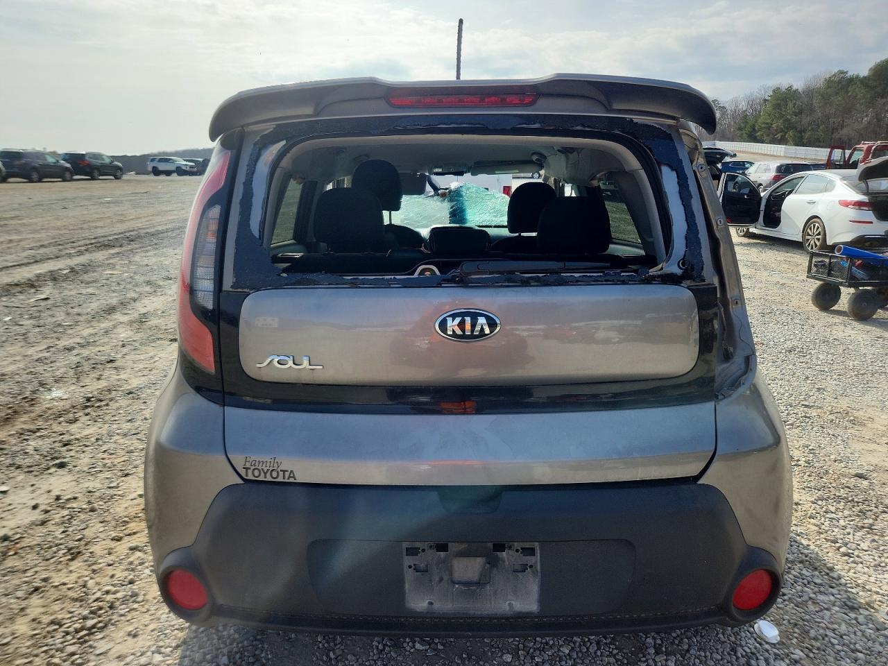 2015 KIA SOUL + photo 6