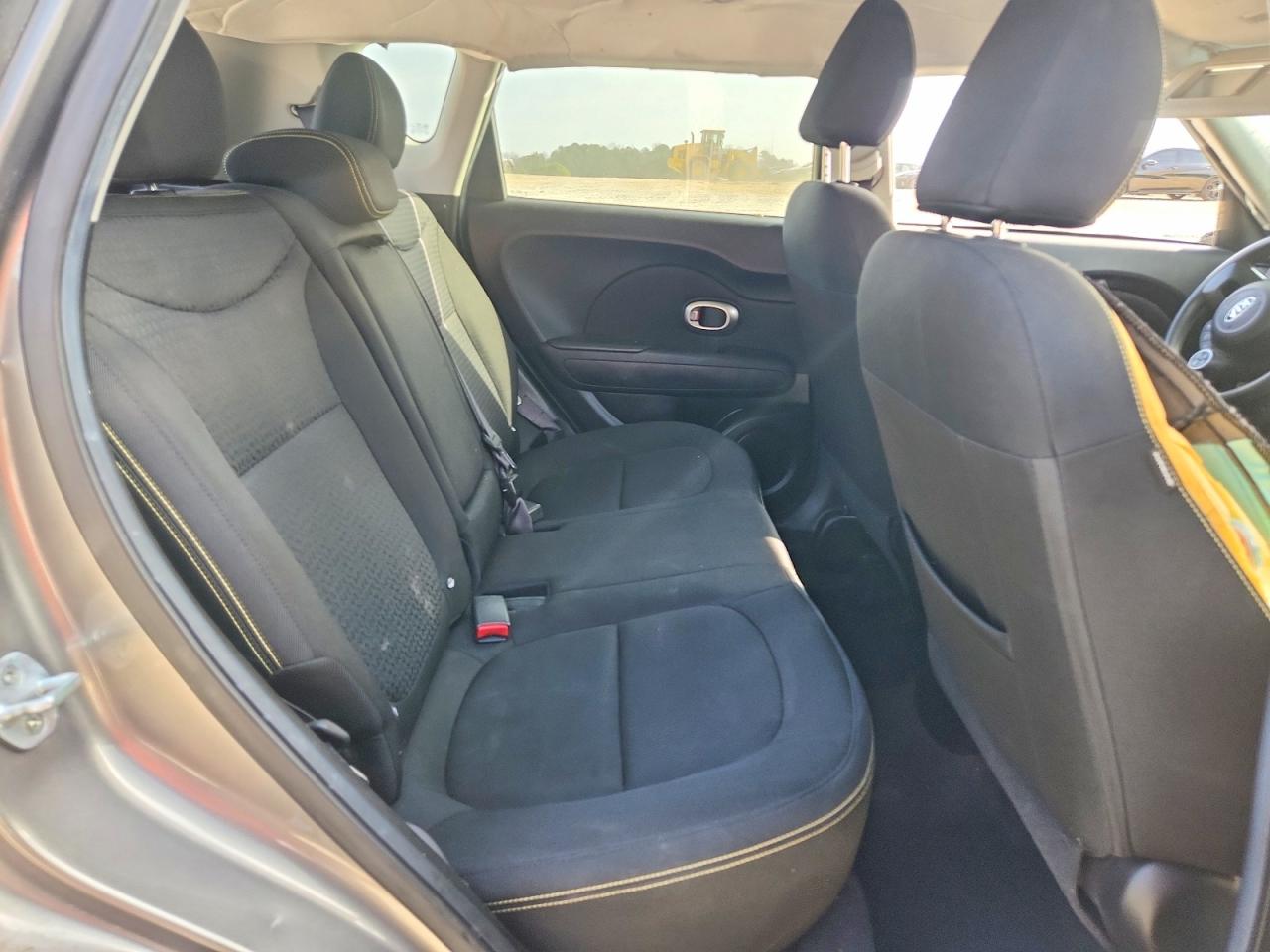2015 KIA SOUL + photo 10