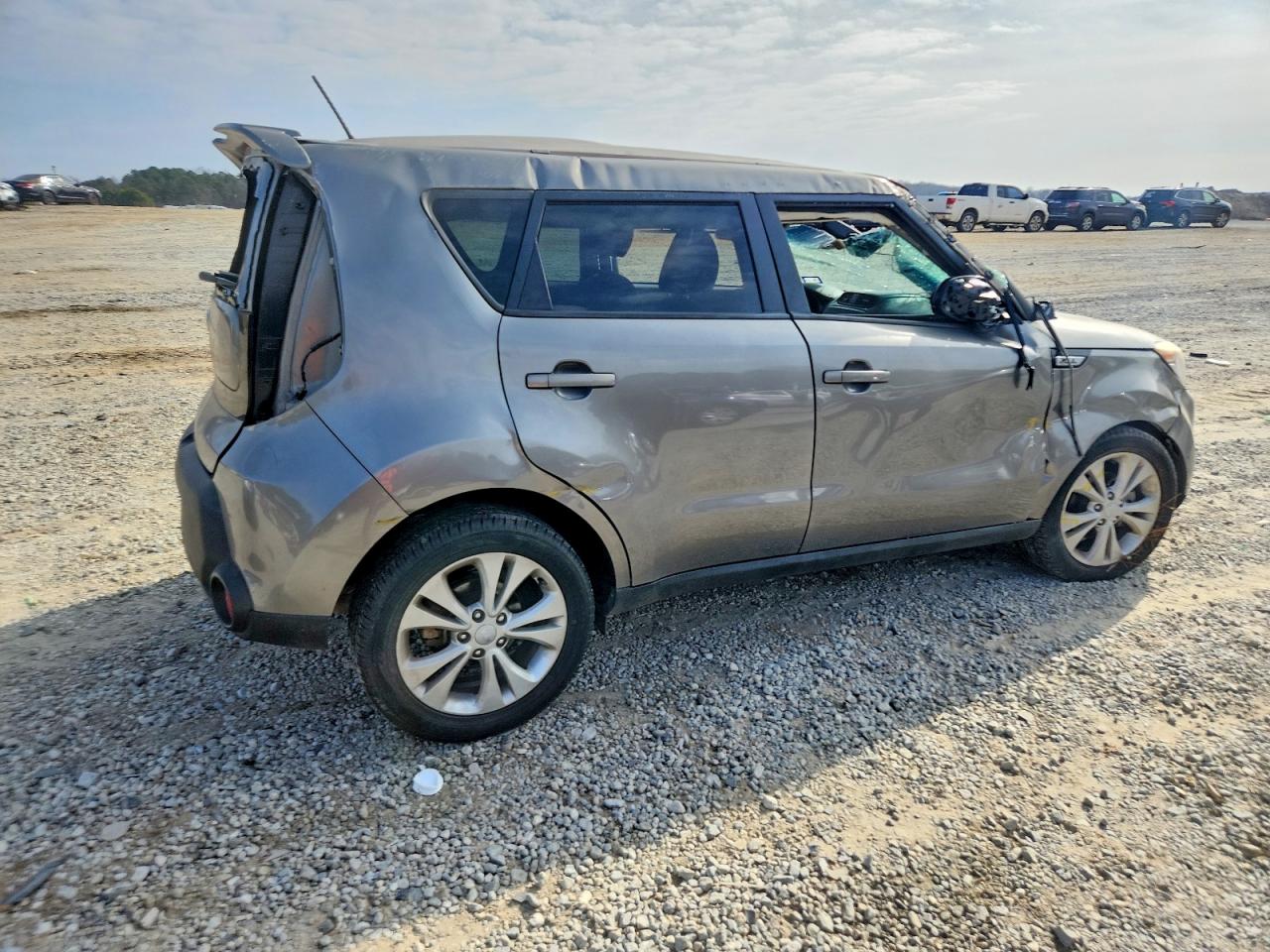 2015 KIA SOUL + photo 3
