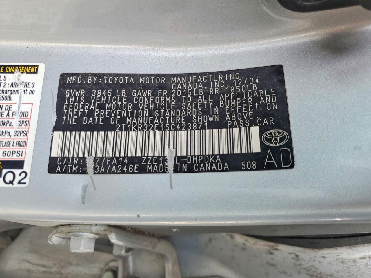 2005 TOYOTA COROLLA MATRIX XR photo 12