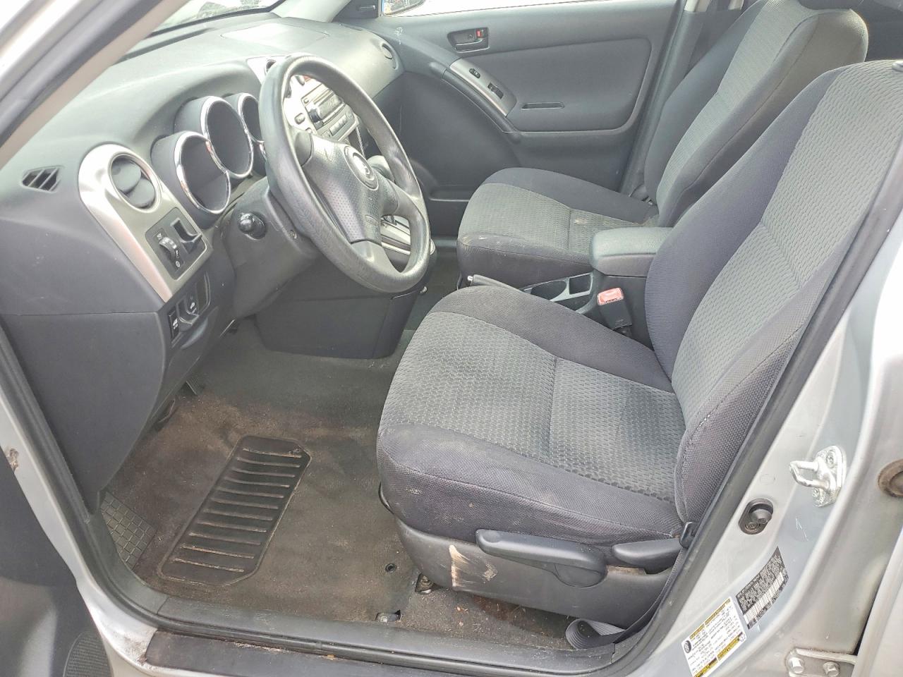2005 TOYOTA COROLLA MATRIX XR photo 7