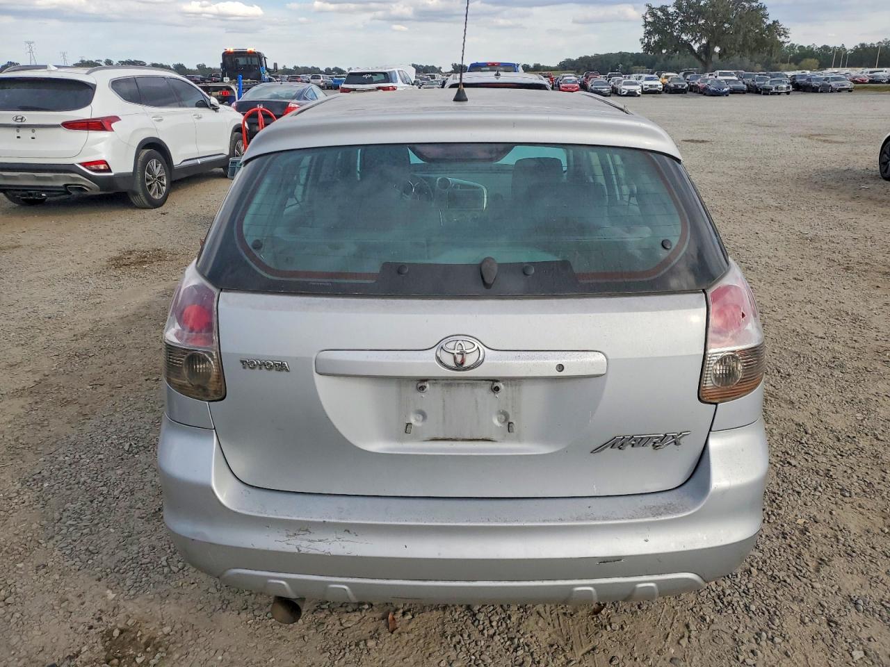 2005 TOYOTA COROLLA MATRIX XR photo 6