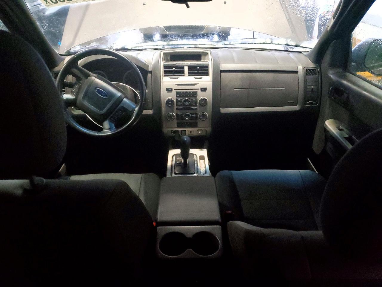 2012 FORD ESCAPE XLT photo 8
