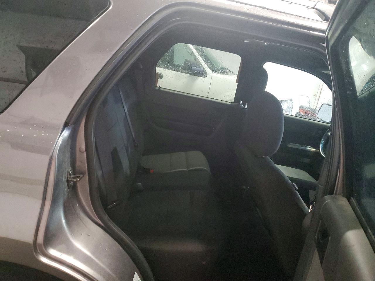 2012 FORD ESCAPE XLT photo 11