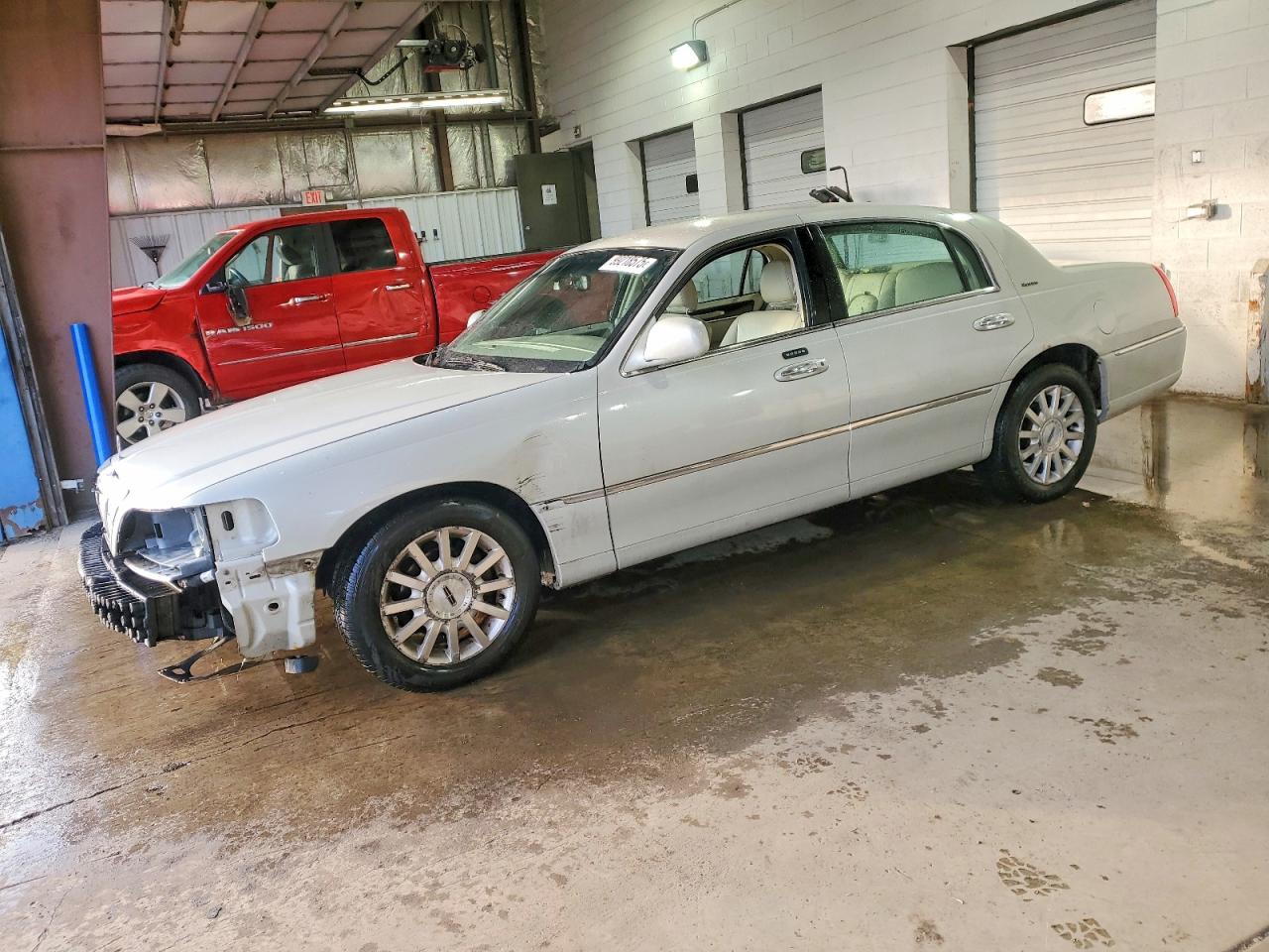 2007 LINCOLN TOWN CAR