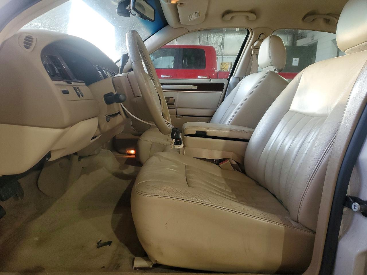 2007 LINCOLN TOWN CAR SIGNATURE photo 7
