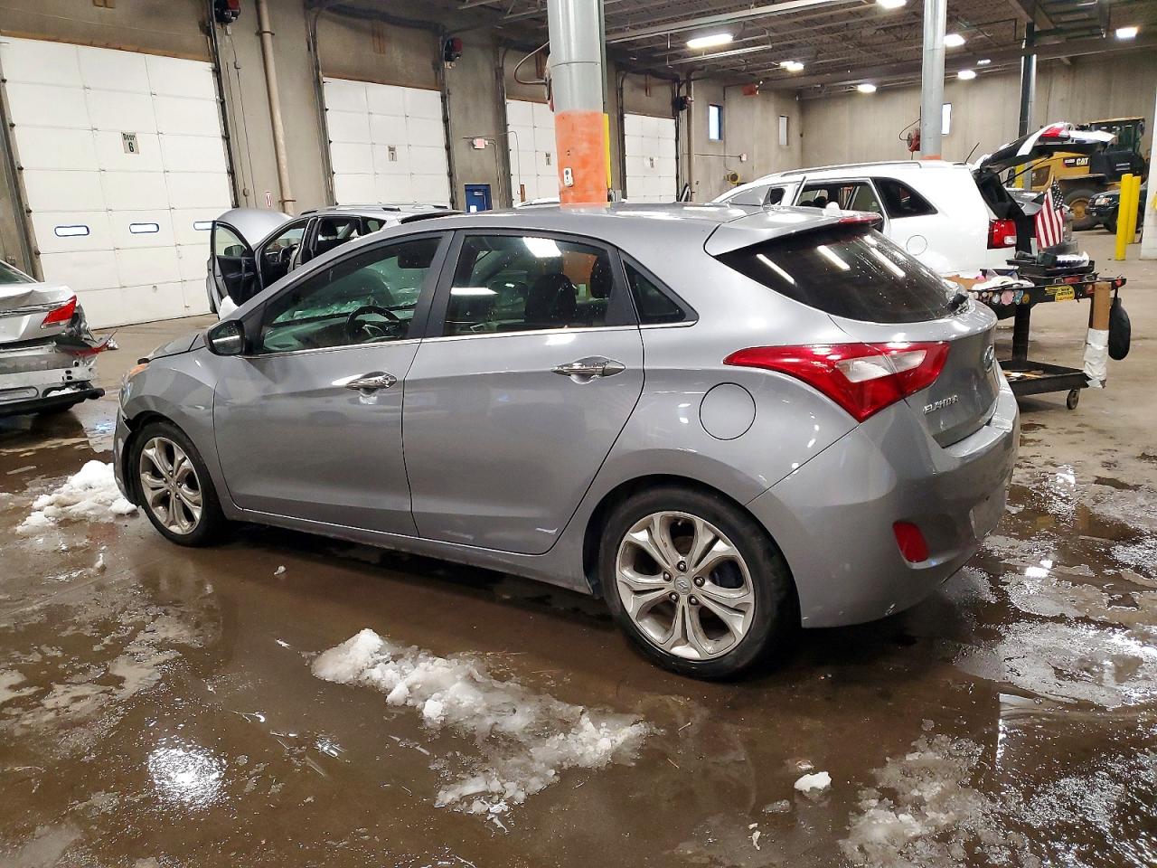 2013 HYUNDAI ELANTRA GT photo 2