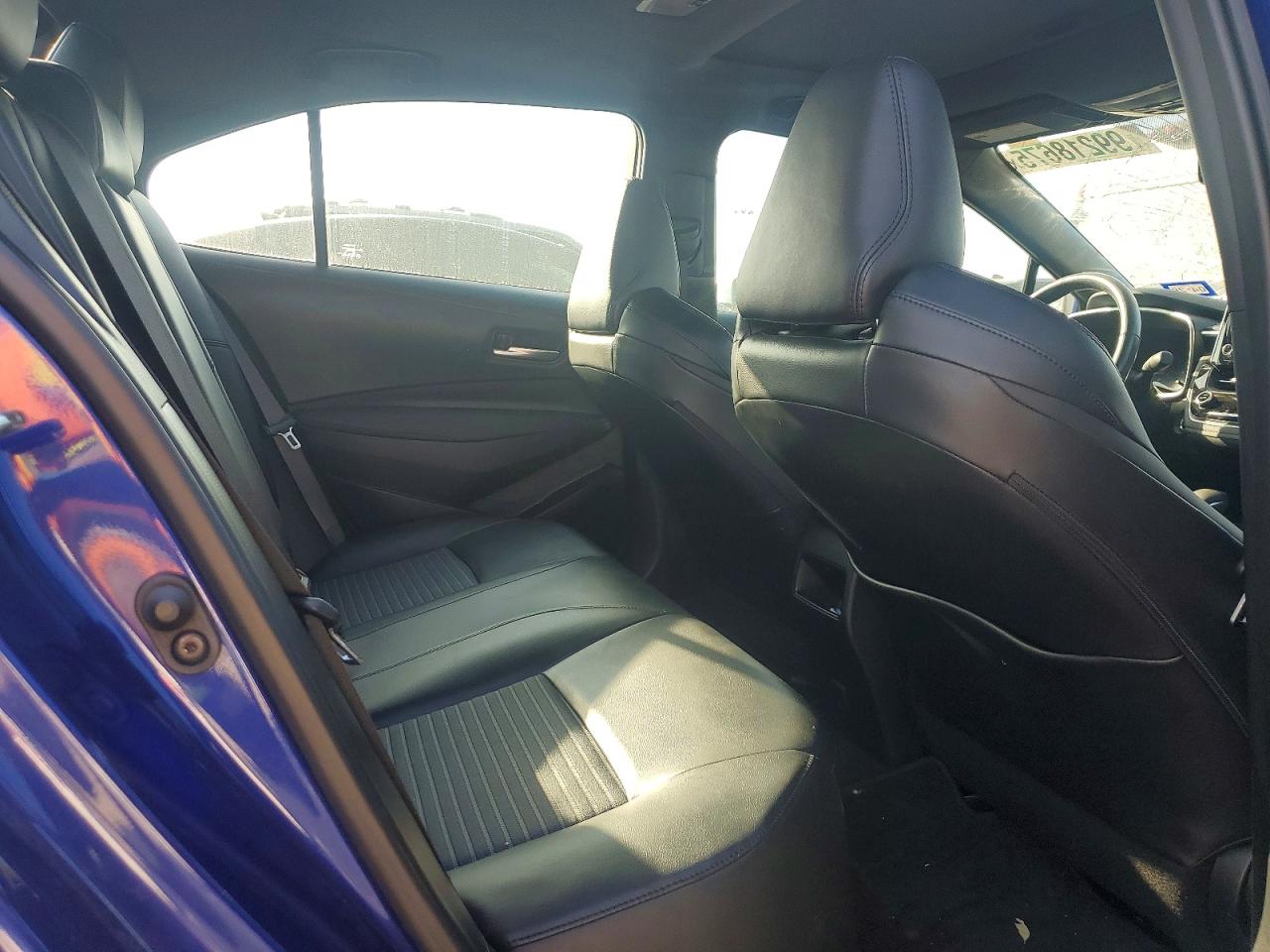 2021 TOYOTA COROLLA XSE photo 10
