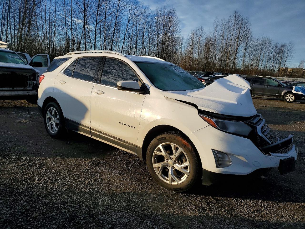 2019 CHEVROLET EQUINOX LT photo 4