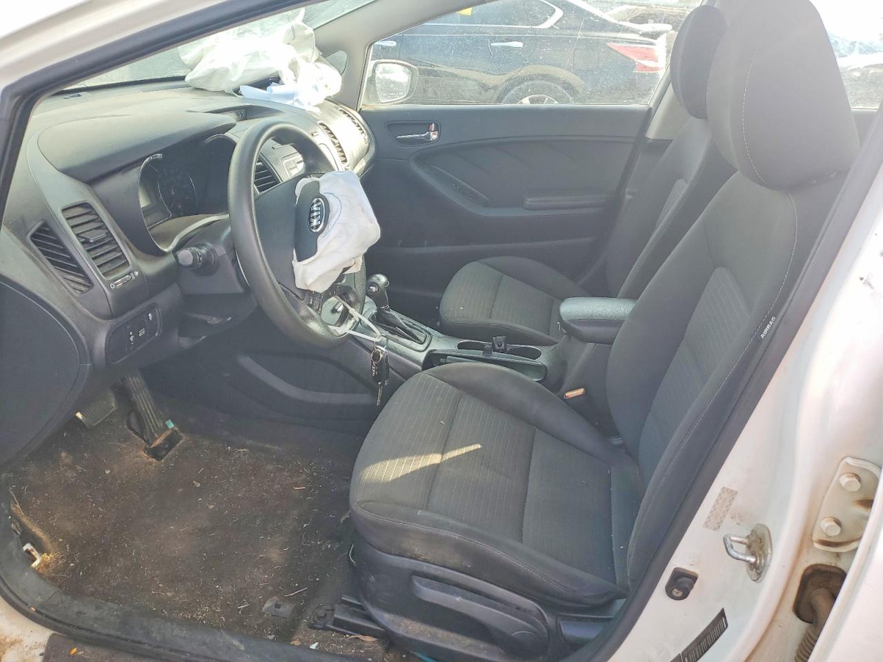 2015 KIA FORTE LX photo 7