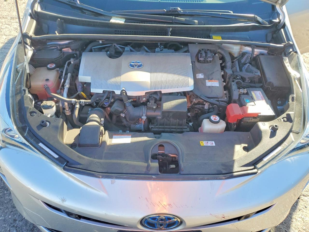 2018 TOYOTA PRIUS photo 11