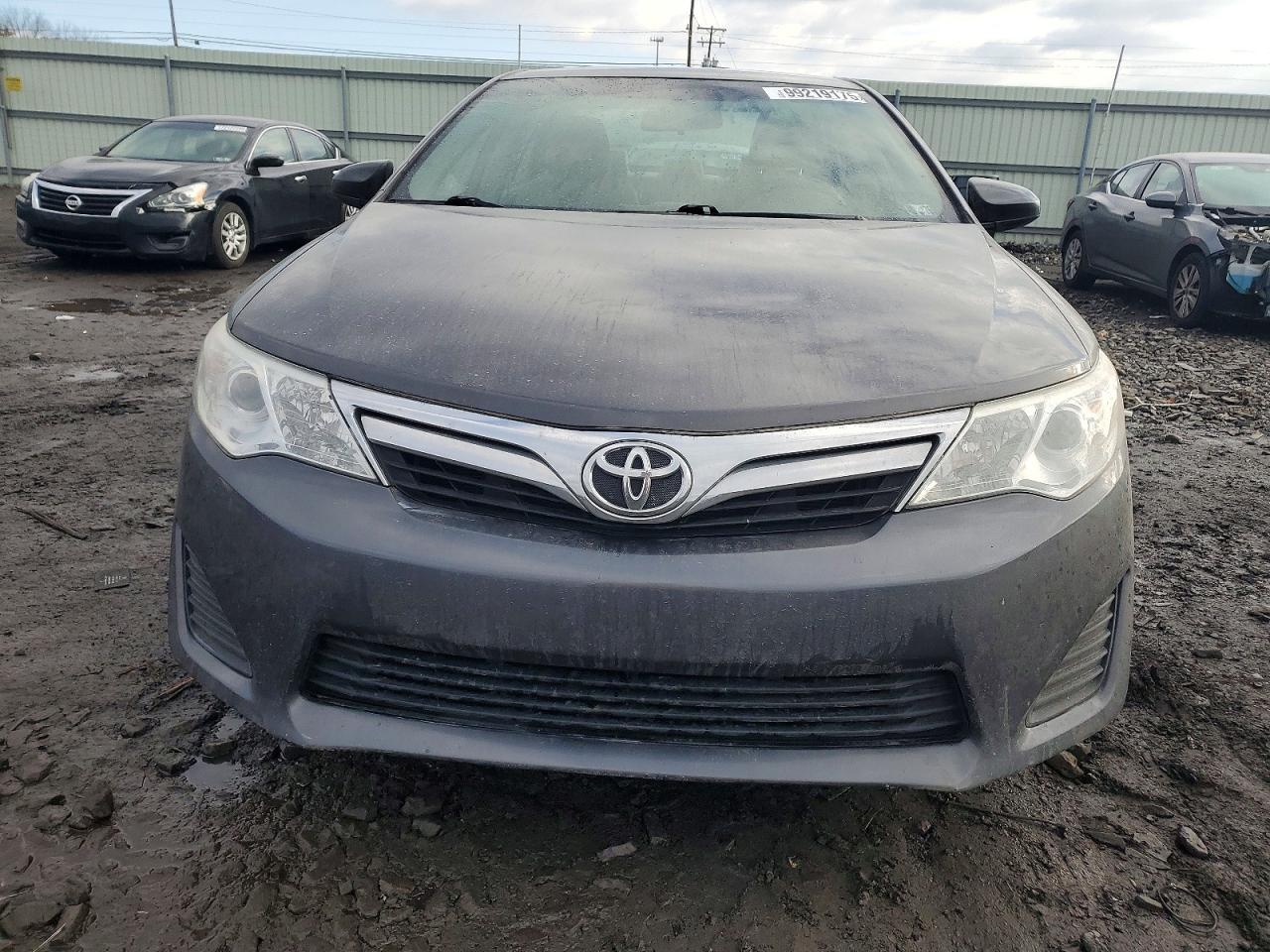 2014 TOYOTA CAMRY L photo 5