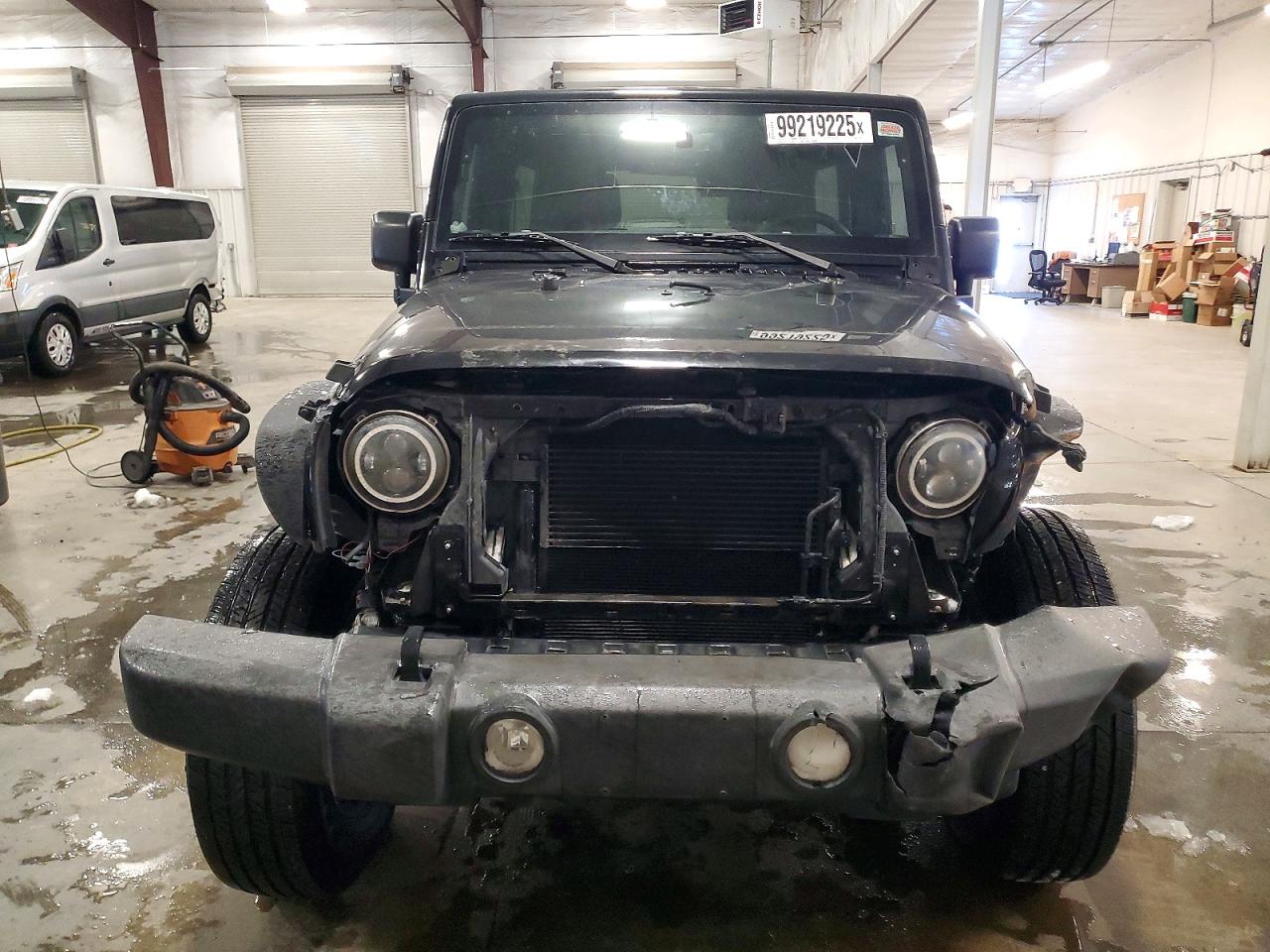 2015 JEEP WRANGLER UNLIMITED SPORT photo 5
