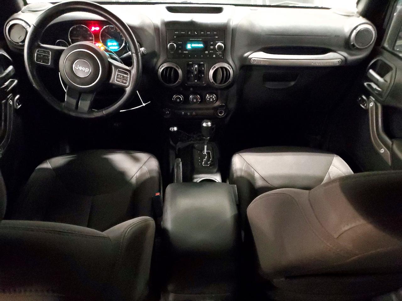 2015 JEEP WRANGLER UNLIMITED SPORT photo 8