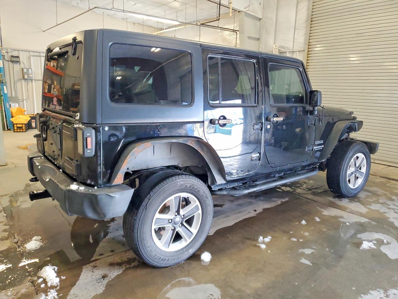 2015 JEEP WRANGLER UNLIMITED SPORT photo 3