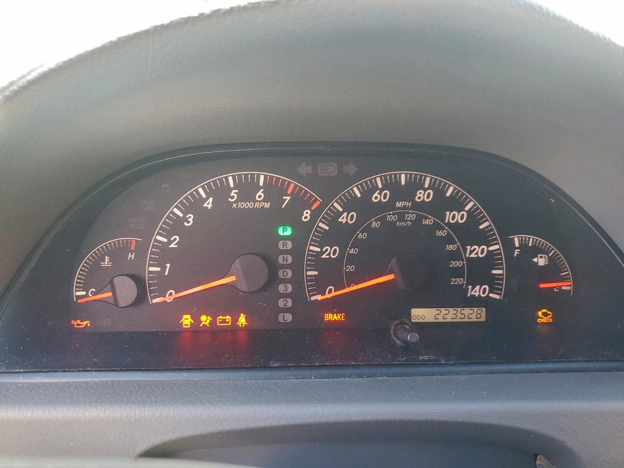2005 TOYOTA CAMRY LE photo 9