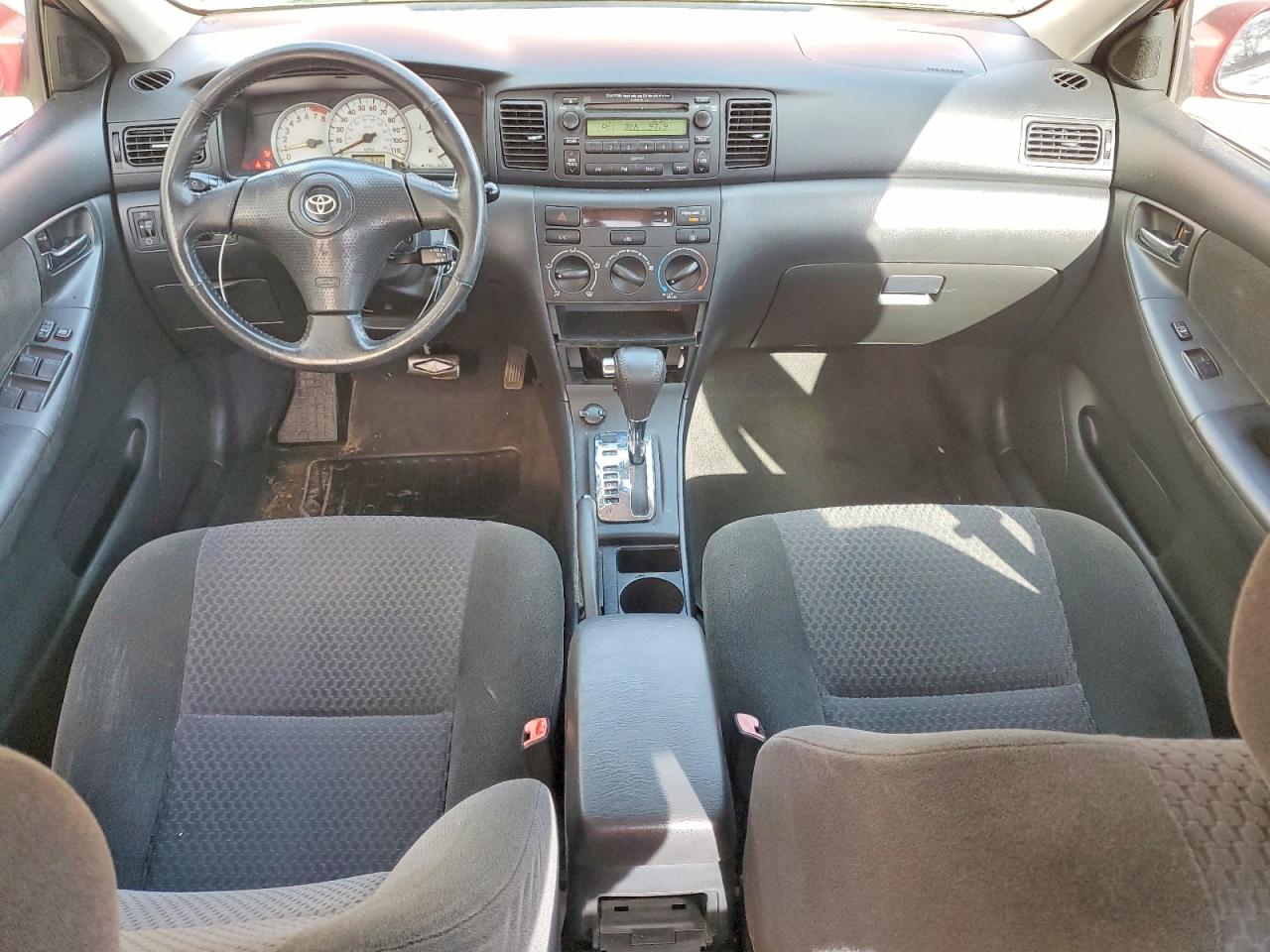 2005 TOYOTA COROLLA CE photo 8