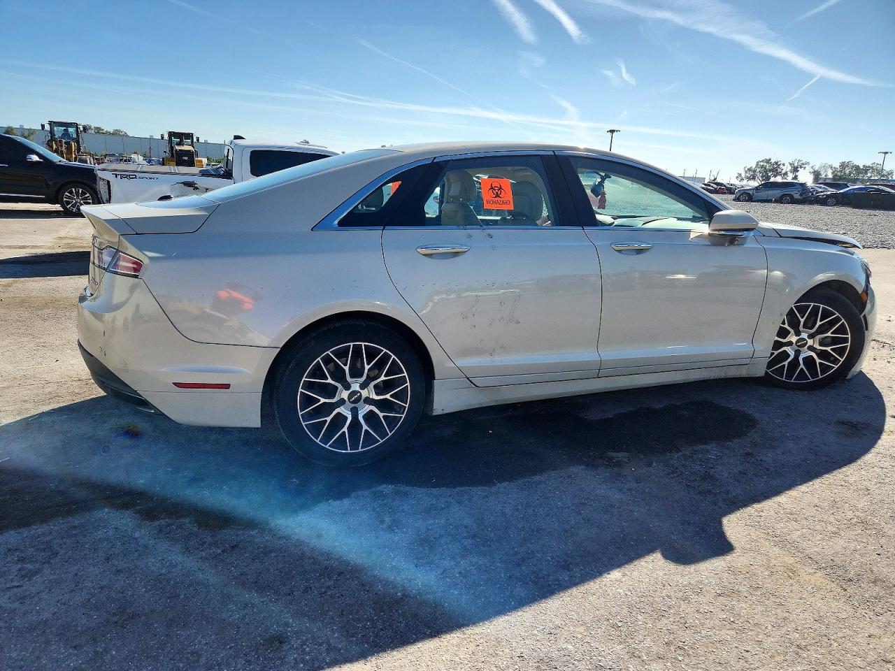 2014 LINCOLN MKZ photo 3