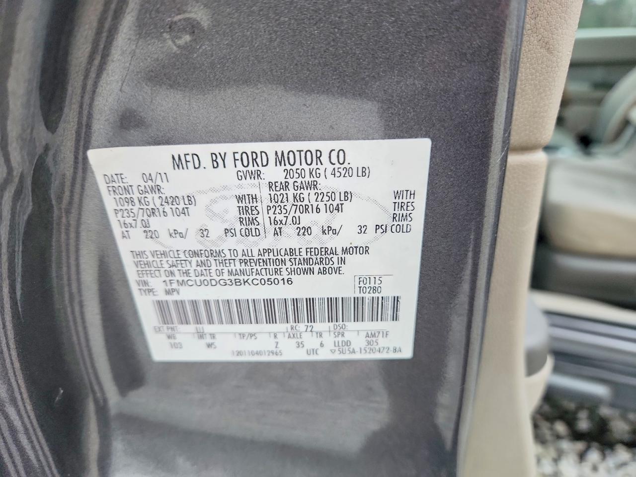 2011 FORD ESCAPE XLT photo 13