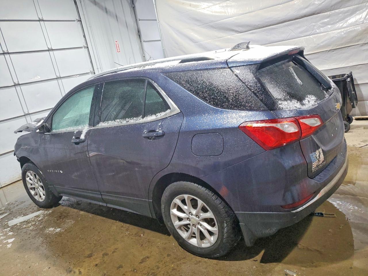 2018 CHEVROLET EQUINOX LT photo 2