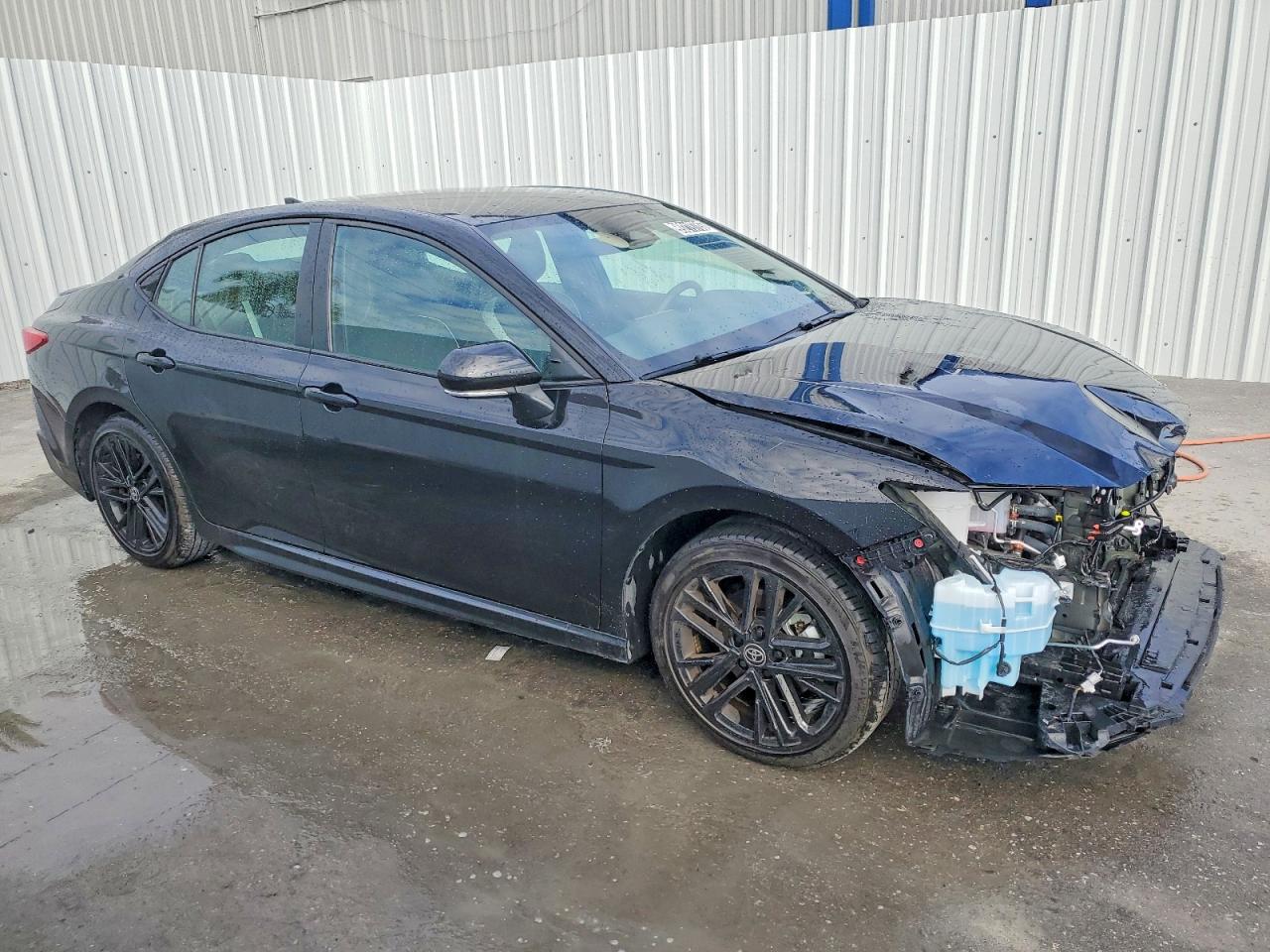 2025 TOYOTA CAMRY XSE photo 4