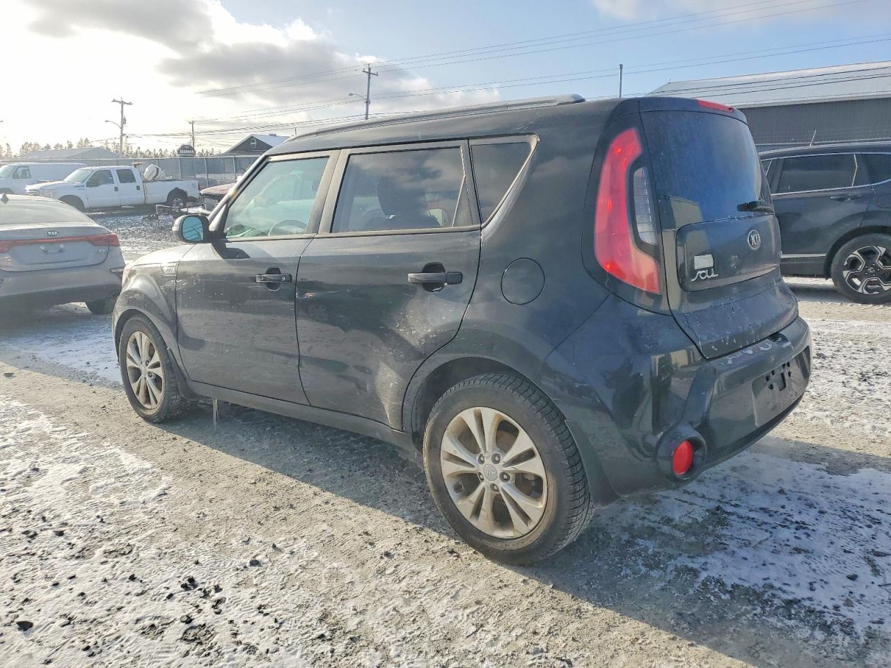 2015 KIA SOUL + photo 2