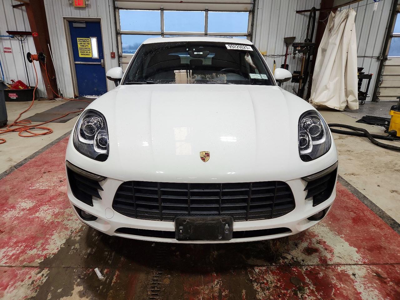 2018 PORSCHE MACAN photo 5