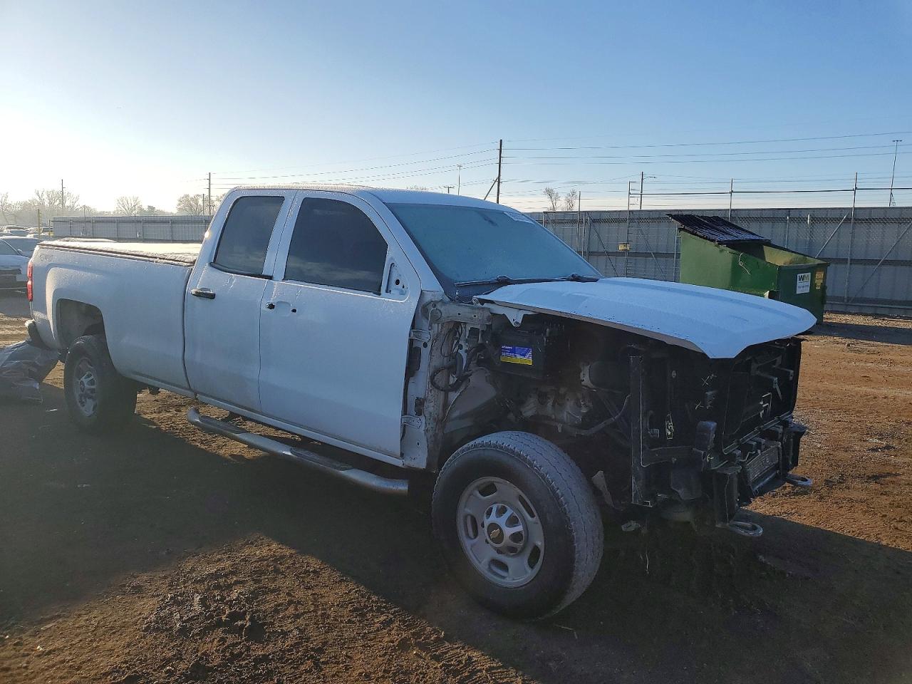 2015 CHEVROLET SILVERADO K2500 HEAVY DUTY photo 4