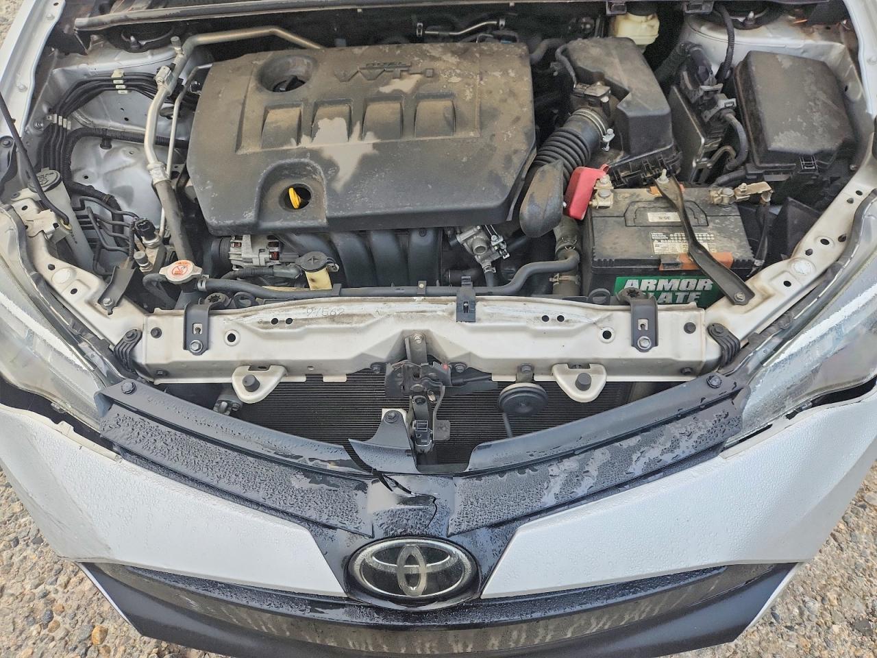 2018 TOYOTA COROLLA L photo 11