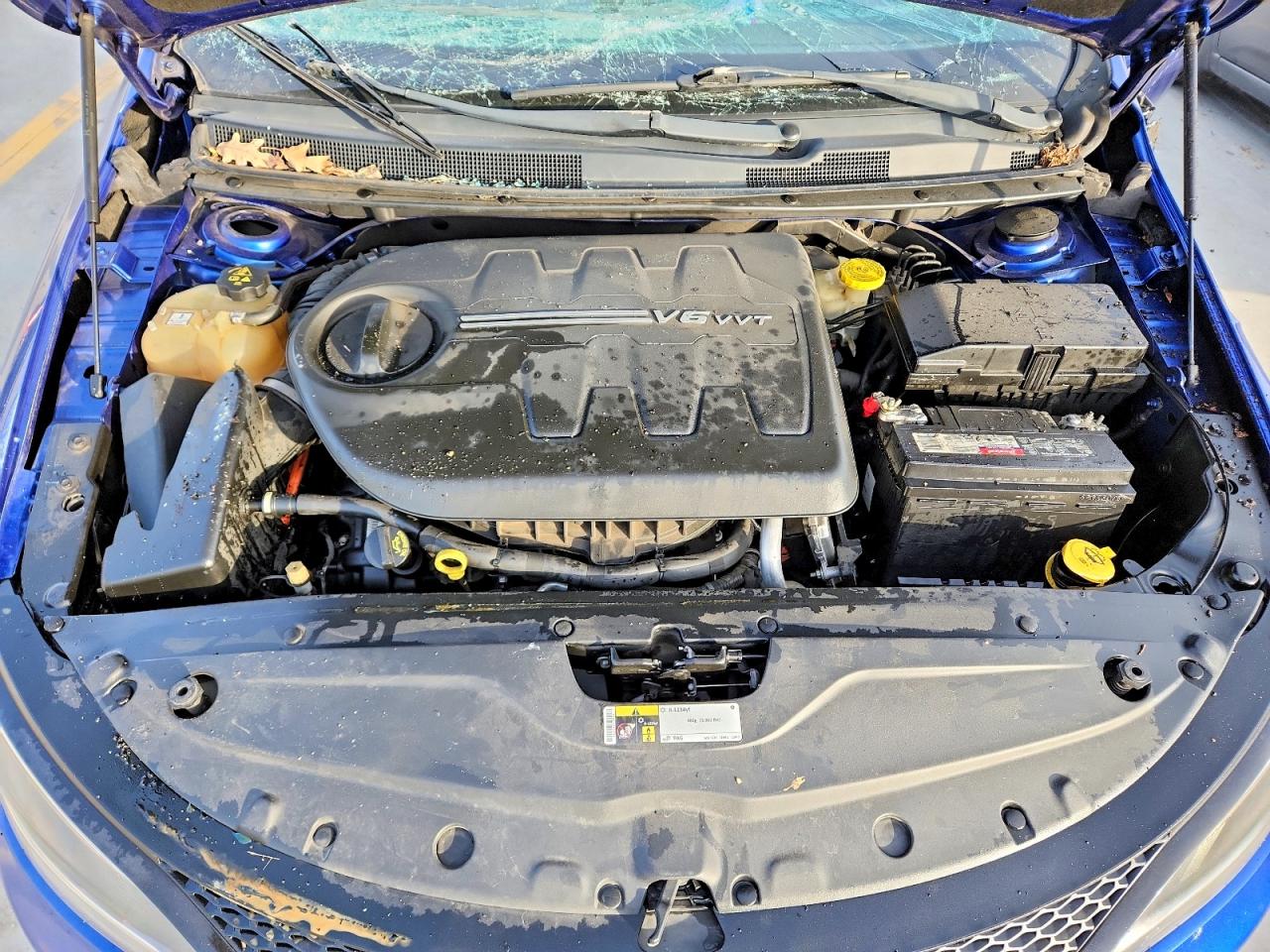 2016 CHRYSLER 200 S photo 11