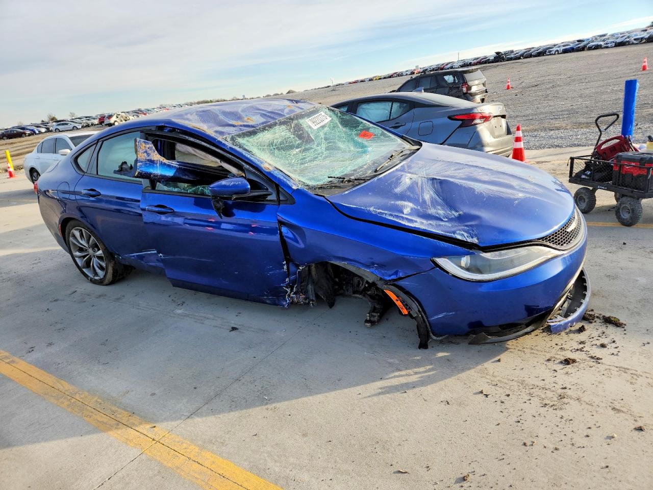 2016 CHRYSLER 200 S photo 4