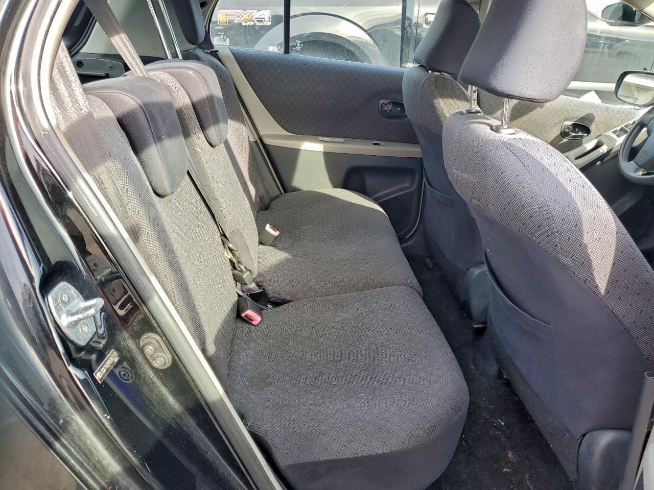 2009 TOYOTA YARIS photo 10