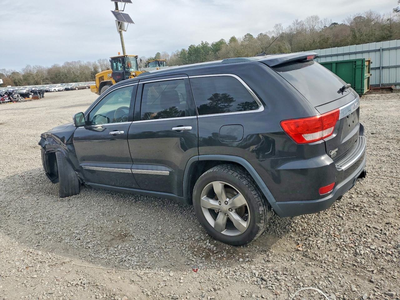 2012 JEEP GRAND CHEROKEE OVERLAND photo 2