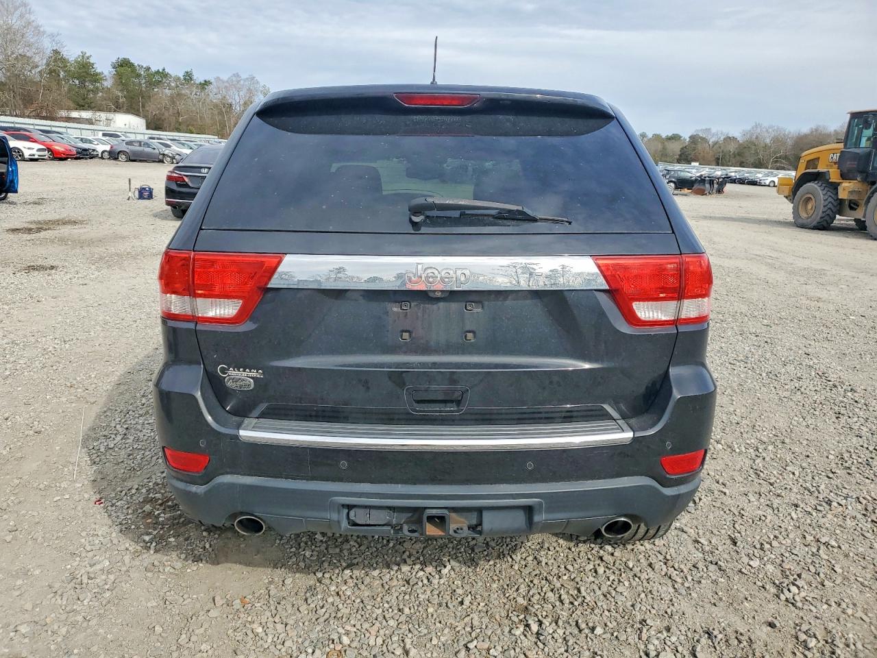 2012 JEEP GRAND CHEROKEE OVERLAND photo 6