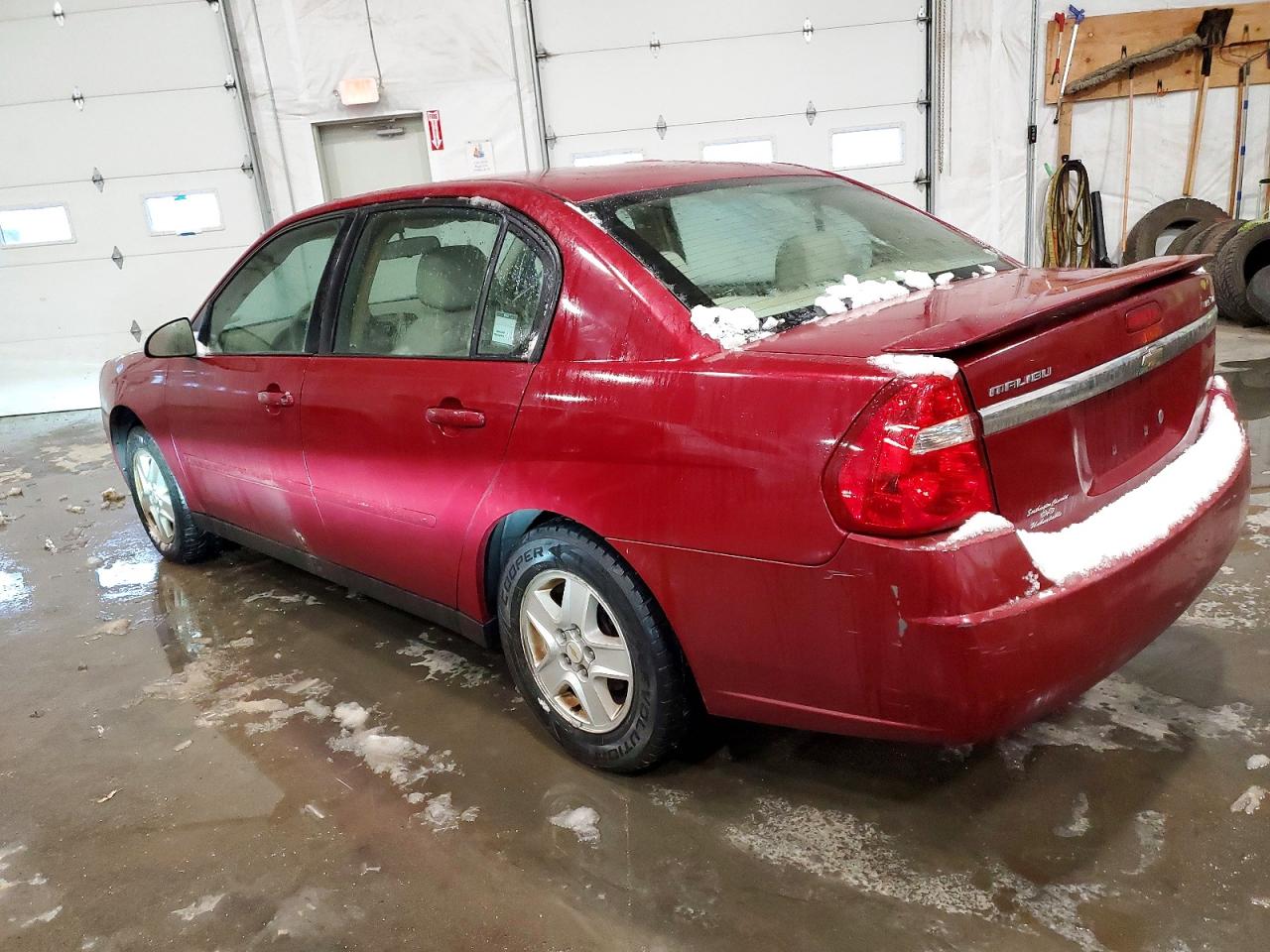 2005 CHEVROLET MALIBU LS photo 2
