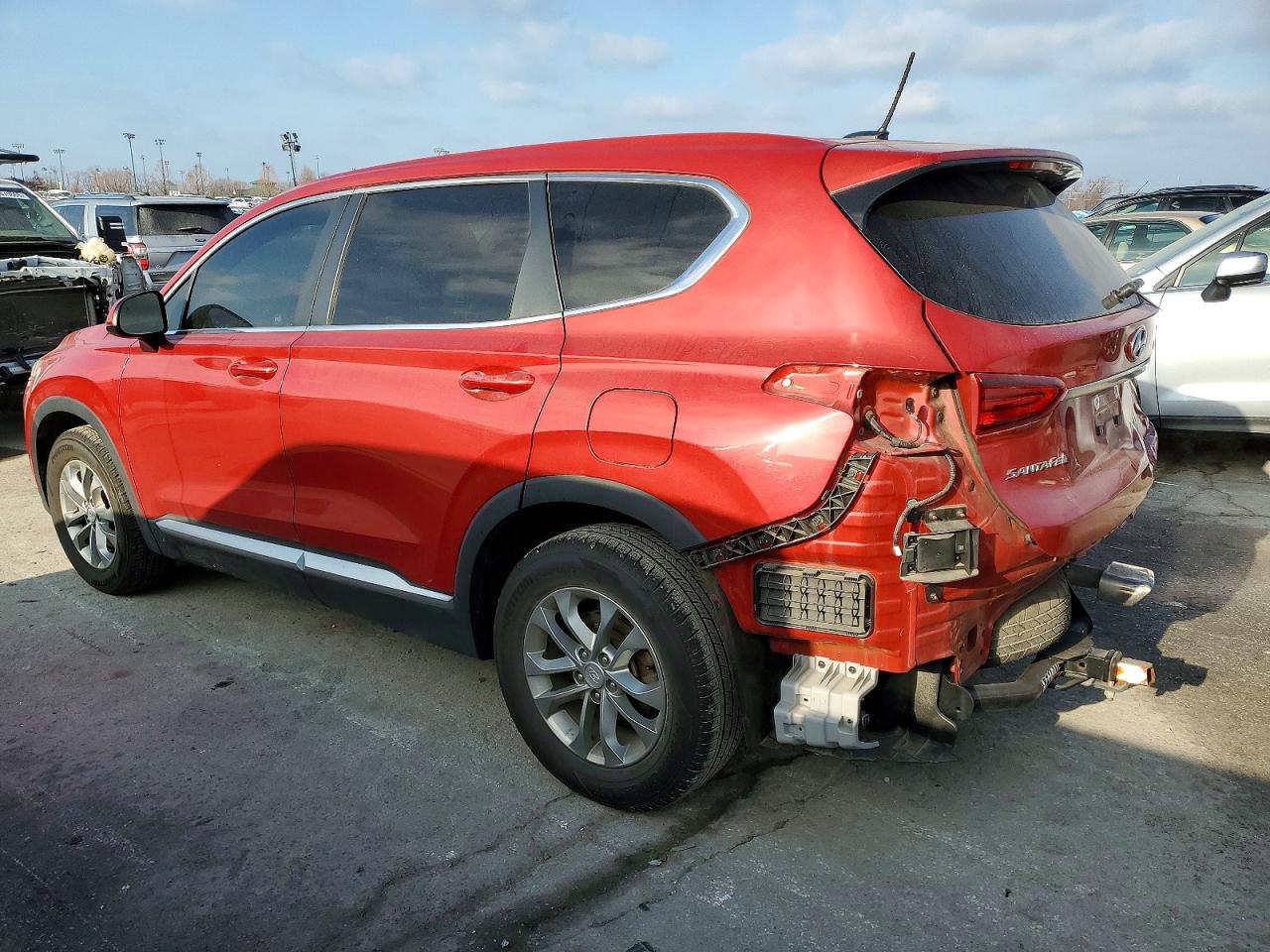2019 HYUNDAI SANTA FE SE 2.4L photo 2