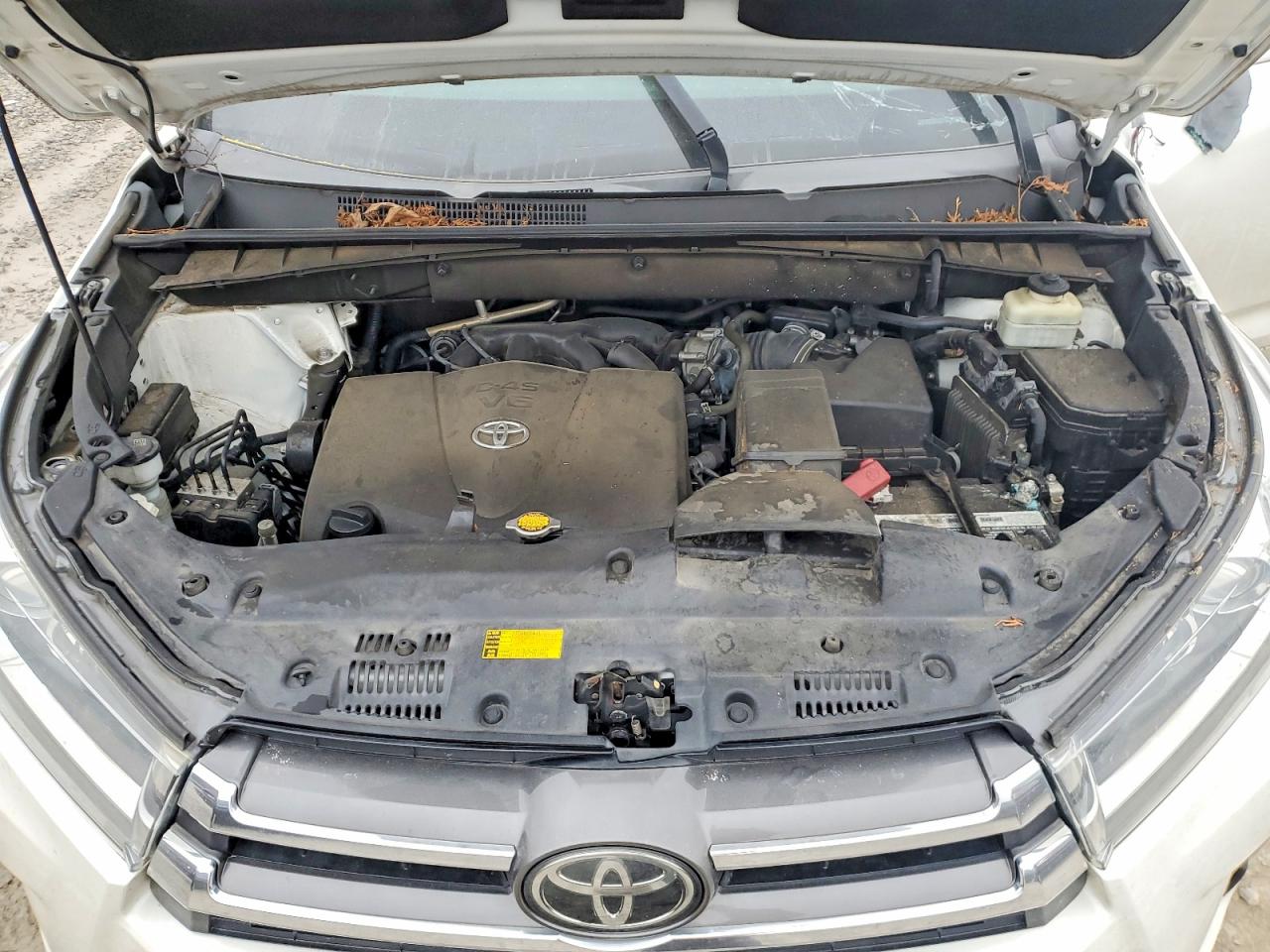 2017 TOYOTA HIGHLANDER LIMITED photo 12