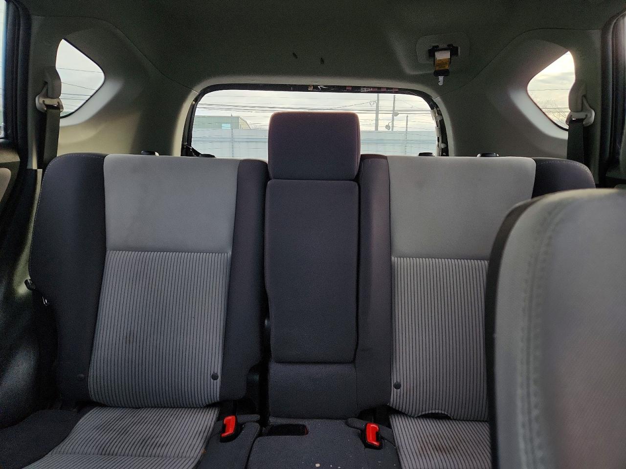 2014 TOYOTA RAV4 XLE photo 10