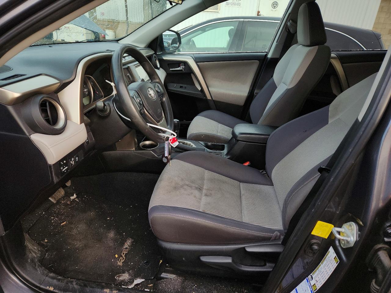 2014 TOYOTA RAV4 XLE photo 7