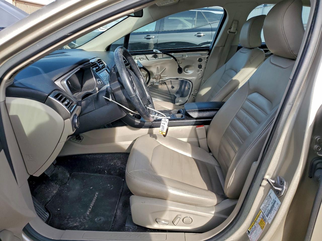 2017 FORD FUSION SE photo 7