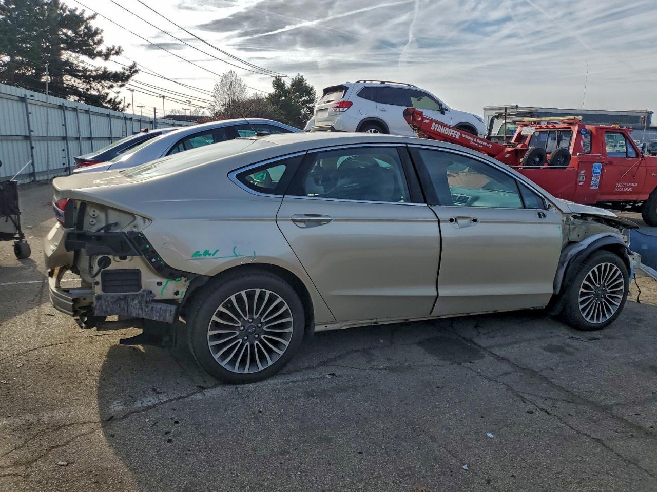 2017 FORD FUSION SE photo 3