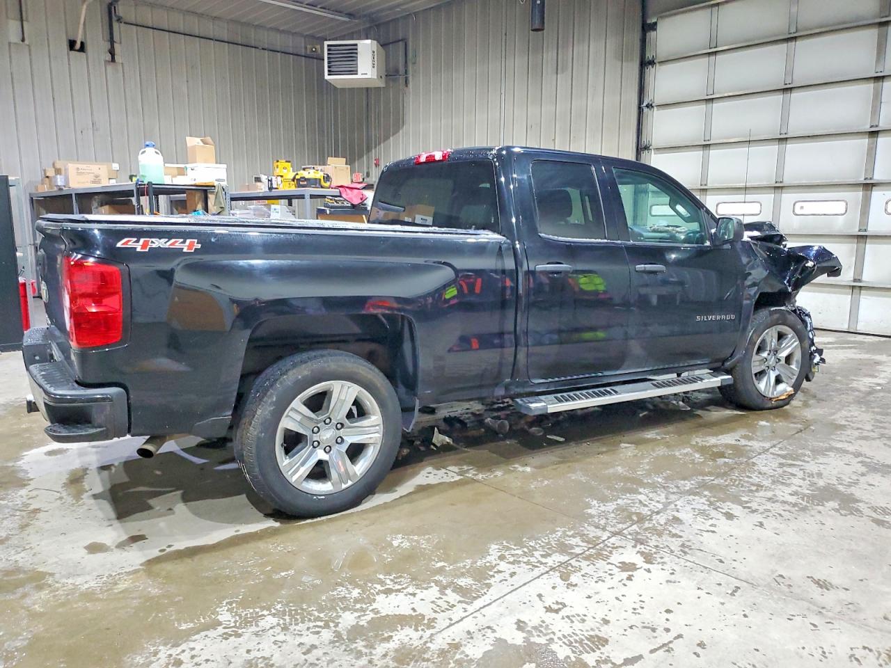 2017 CHEVROLET SILVERADO K1500 CUSTOM photo 3