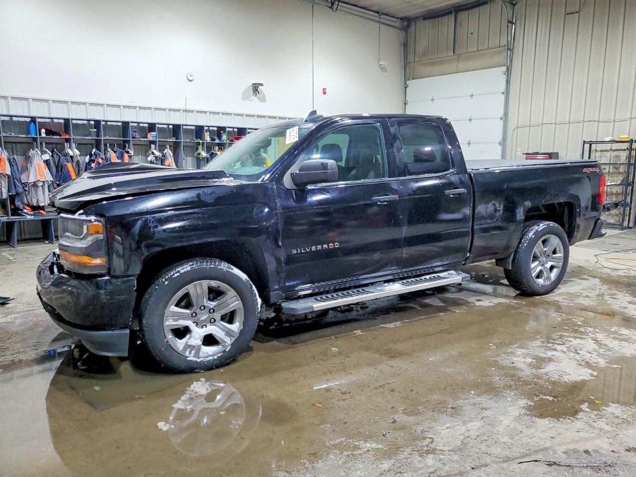 2017 CHEVROLET SILVERADO